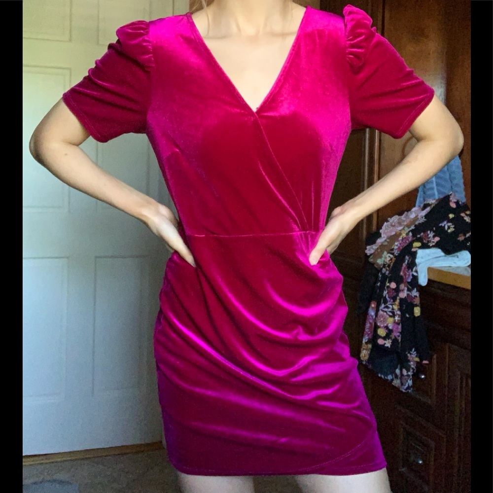 Velvet puff sleeve dress